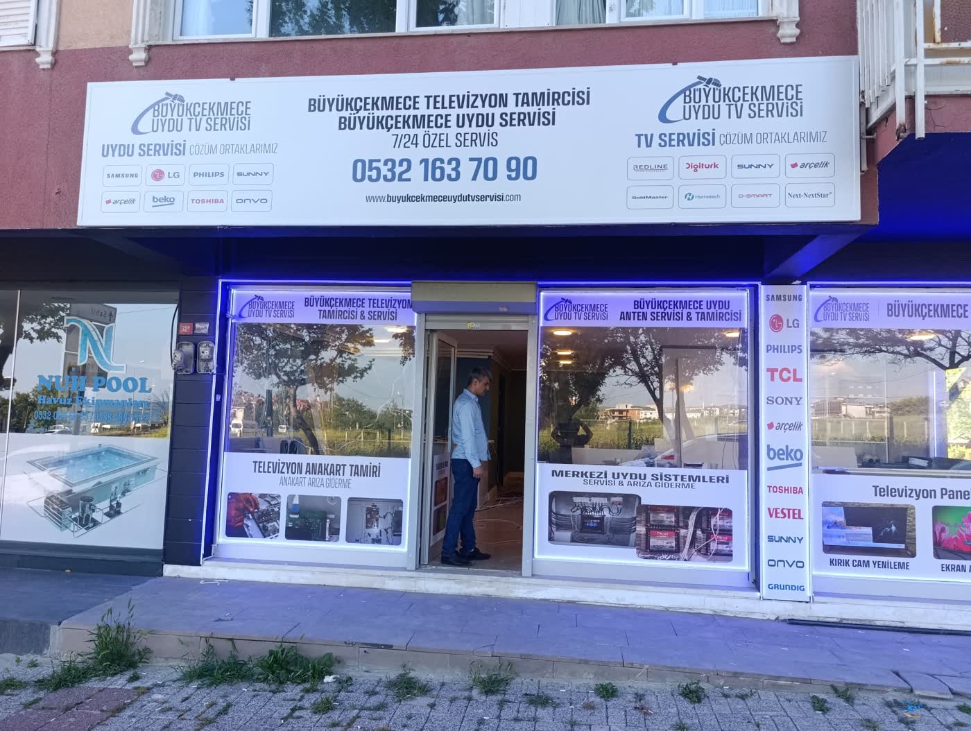 Büyükçekmece TV tamir servisi dükkan girişi